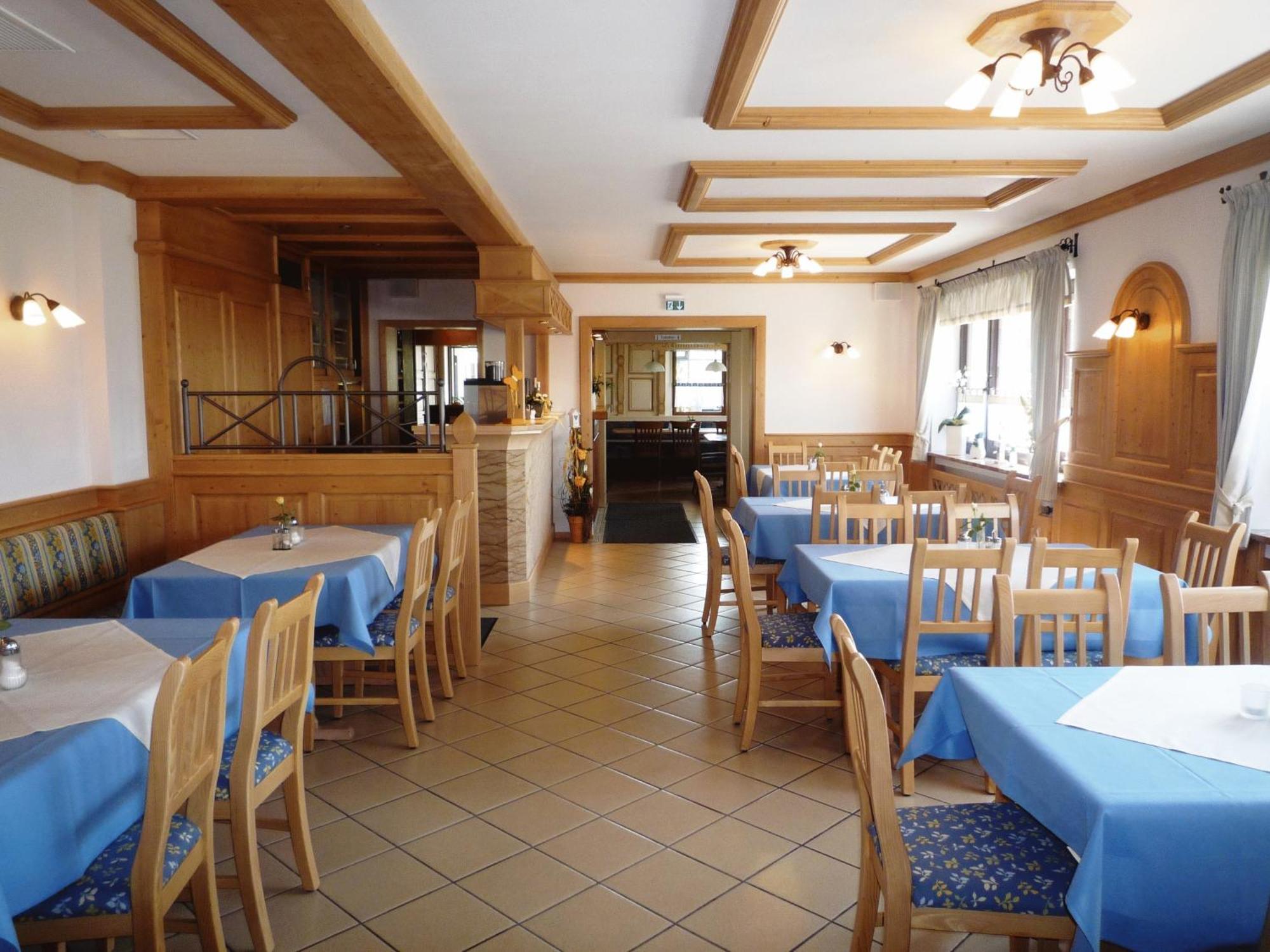 Hotel Drei Kronen Burgkunstadt Extérieur photo